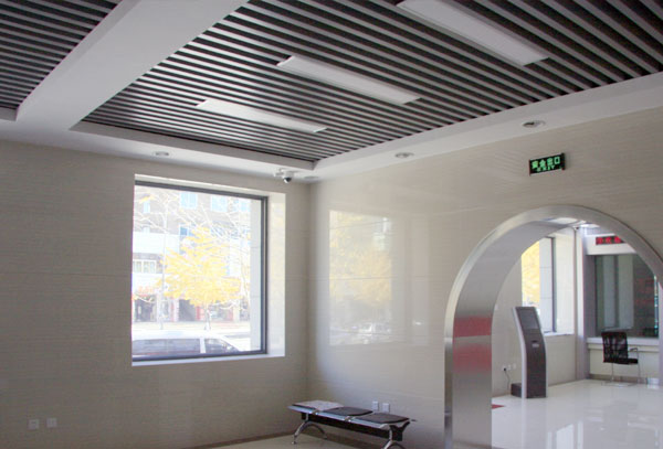 �y��ϵ�y�O(ji��n)�خaƷ